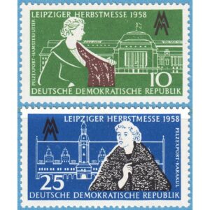 DDR 1958 M649-50** Leipzig höstmässa – kvinnor i päls 2 kpl